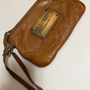 Marc by Marc Jacobs Classic Q Wristlet Tan Leather, Y2K